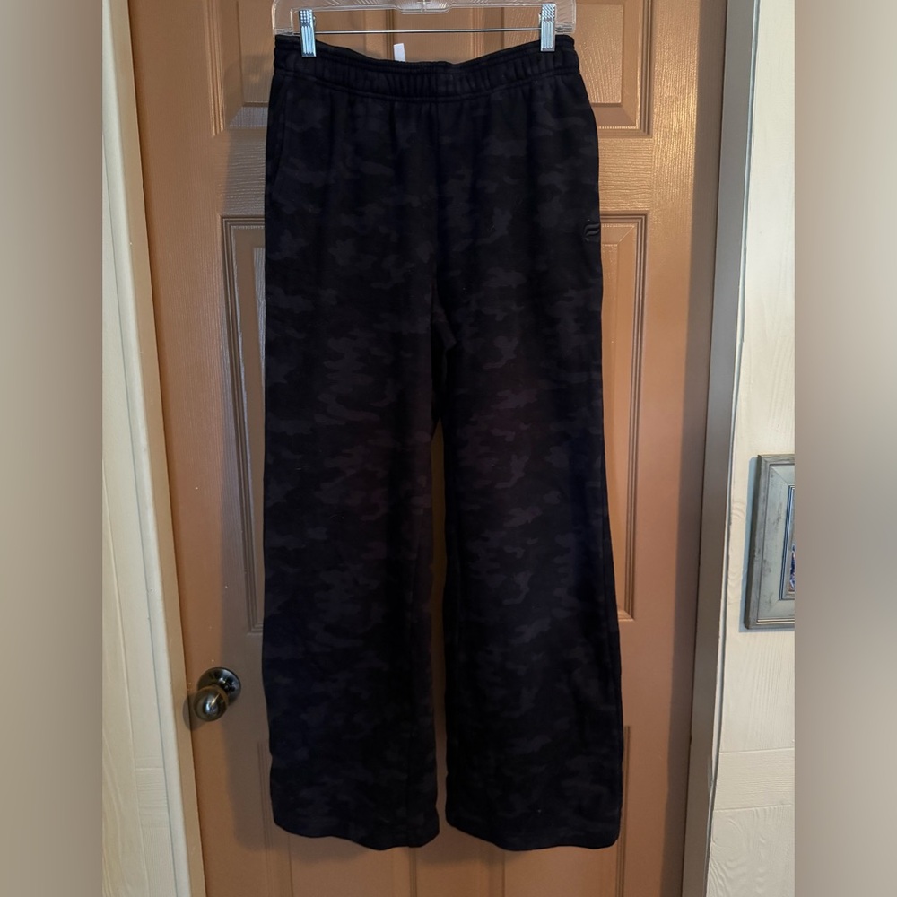 Fabletics Dark Camouflage Joggers
